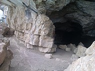 une grotte de Mandrin