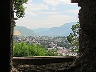 Tour Barral, vue sur la vallée grenobloise.
