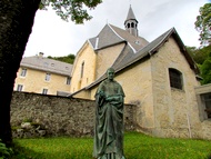Monastère de Chalais, lieu de recueillement.