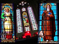 St Antoine l'Abbaye, vitraux