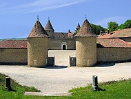Château de Virieu, entrée principale