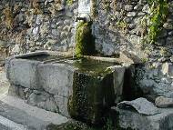 St Jean de Moirans, fontaine source